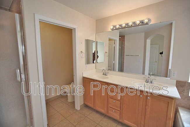 Building Photo - 20682 N 92nd Ln