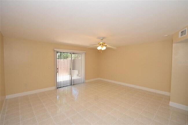 Building Photo - 15 Florida Park Dr N