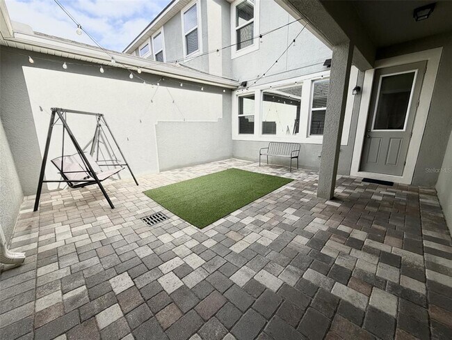 Building Photo - 15910 Marina Bay Dr