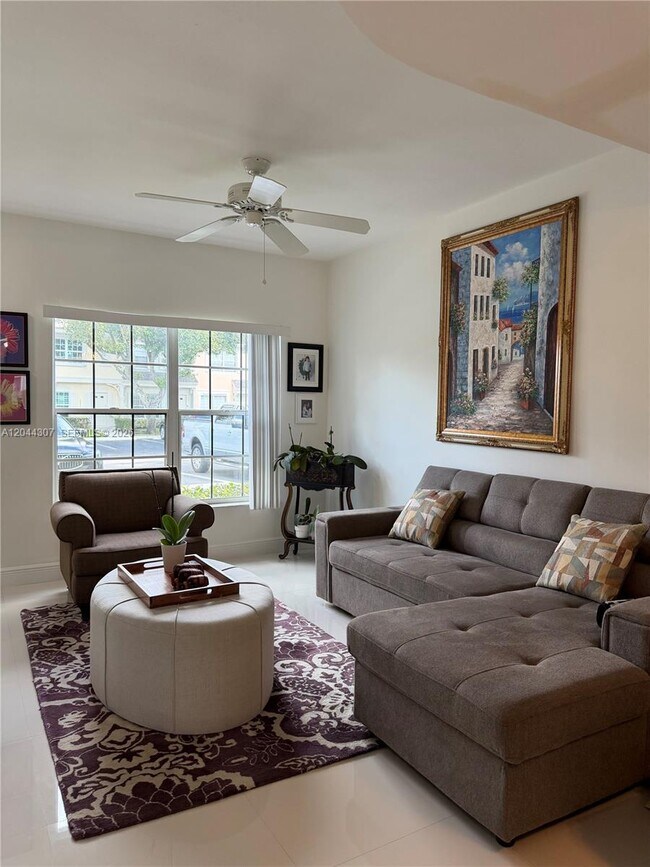 Building Photo - 16619 Hemingway Dr