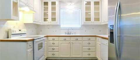 Building Photo - 720 Chisholm Trail