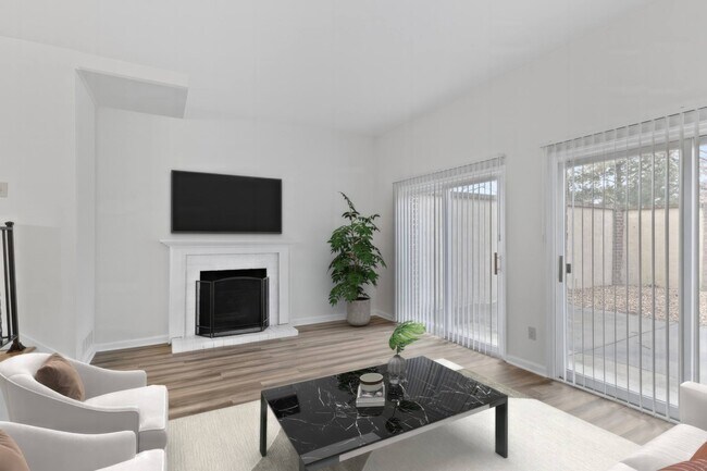 Floorplan - Indian Creek Apartments and Townhomes