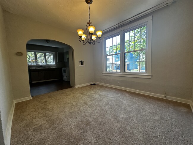 formal dining room - 849 Kennebec St