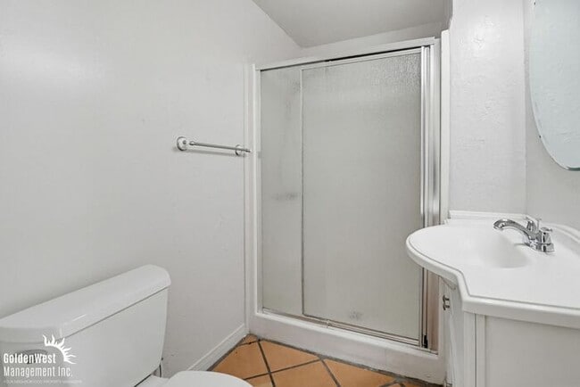 Building Photo - Enchanting 3Bdm 2Ba Home with Scenic Views in San Diego!