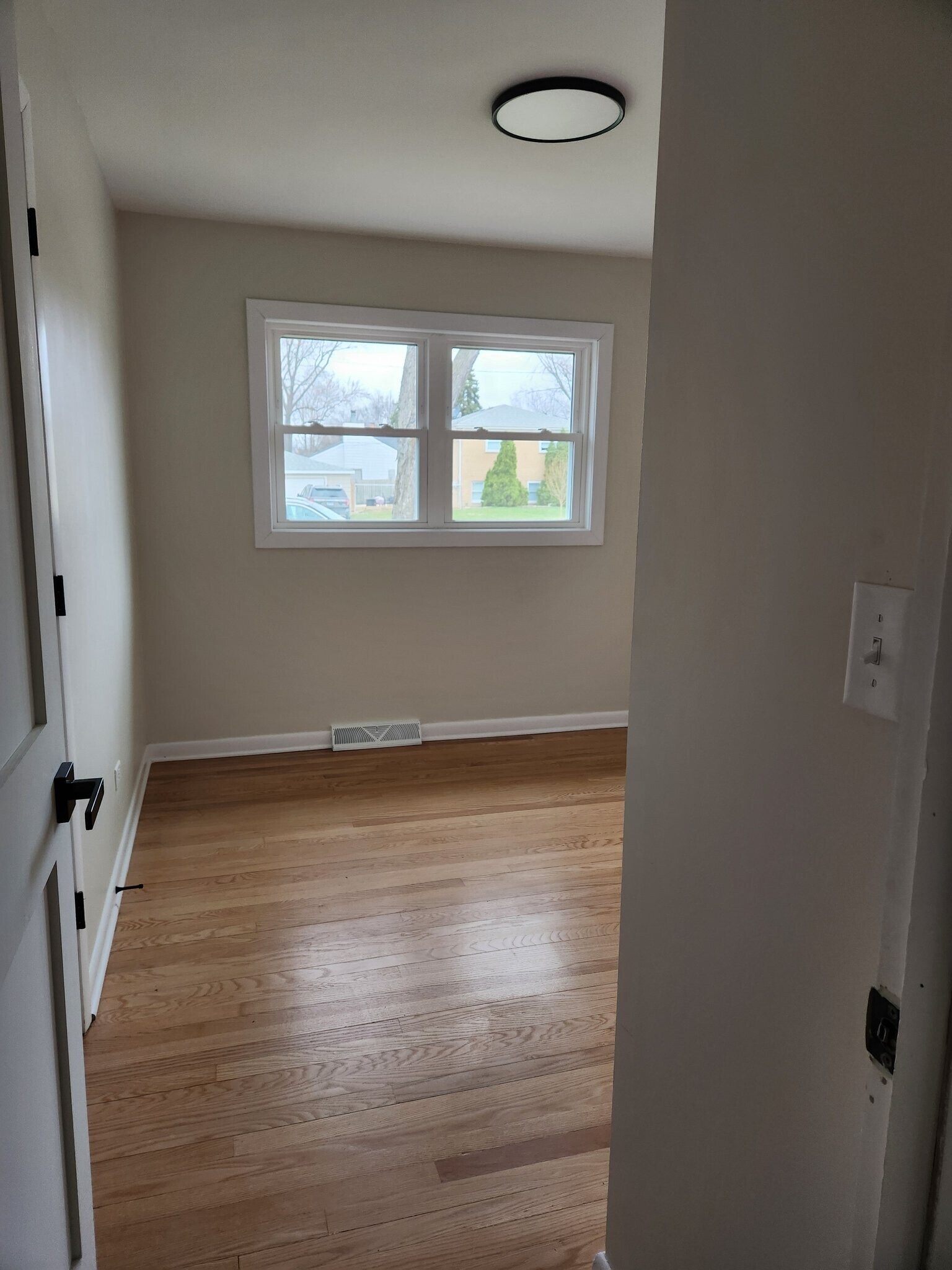 Building Photo - 33 Cranbrook Dr