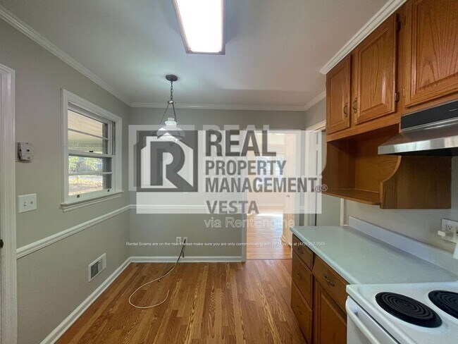 Building Photo - 4231 Laura Ann Pl