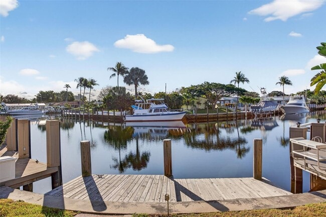 Building Photo - 4060 NE 26th Ave