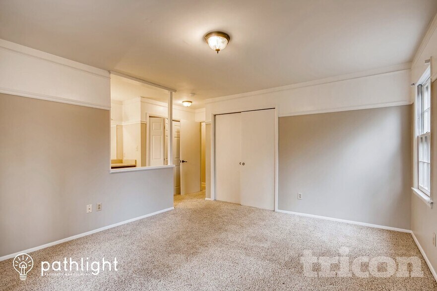 Building Photo - 812 Duffy Ct