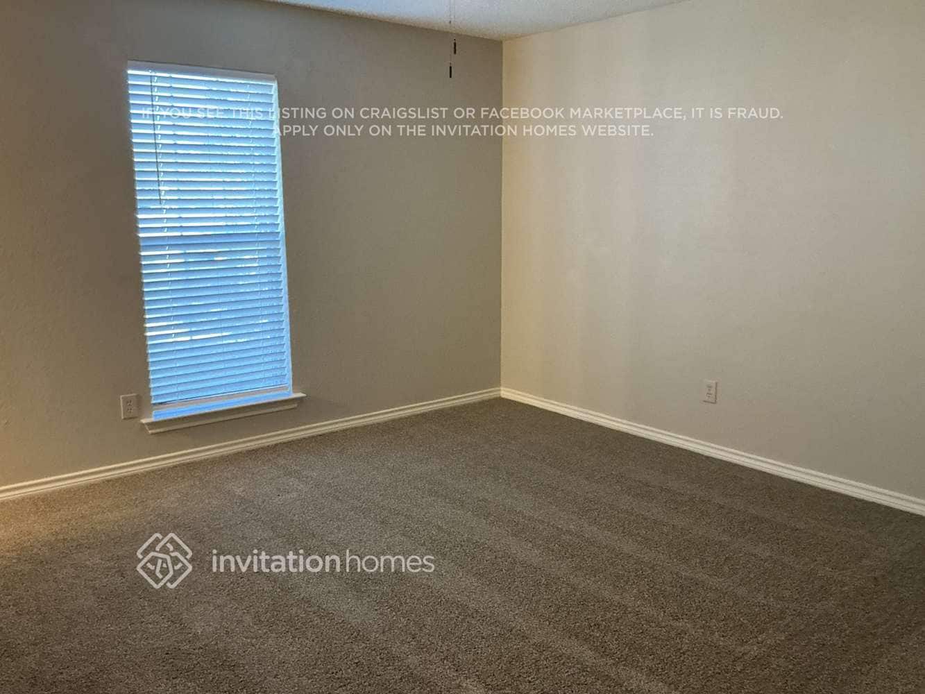 Building Photo - 804 E Aimee St