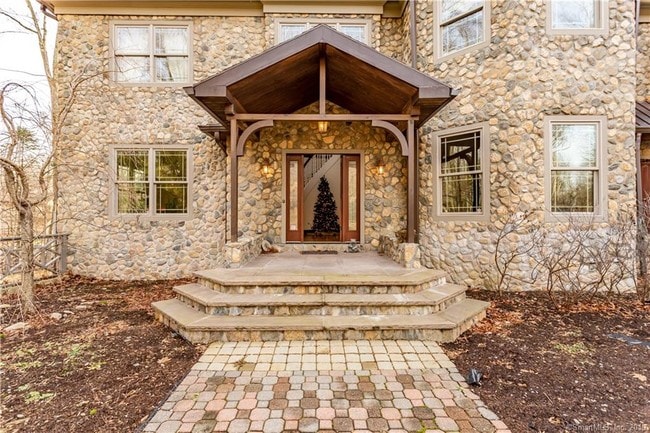 Building Photo - 1 Rocky Brook Rd