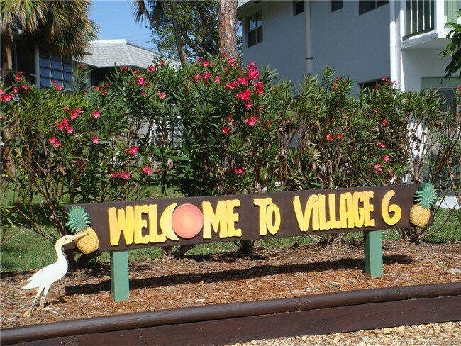 Building Photo - 2929 SE Ocean Blvd