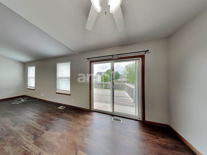 Building Photo - 1304 Partridge Dr