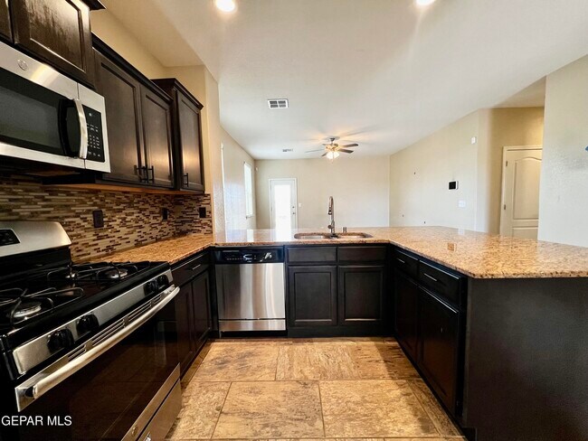 Building Photo - 14756 Boer Trail