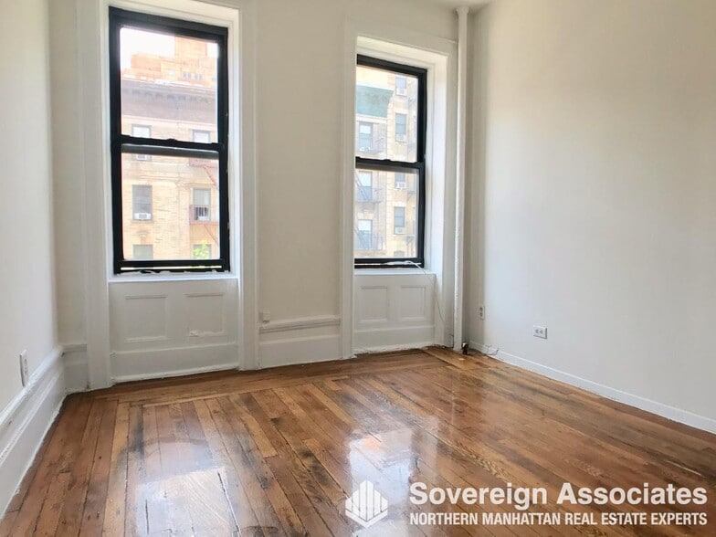 Building Photo - 3139 Broadway