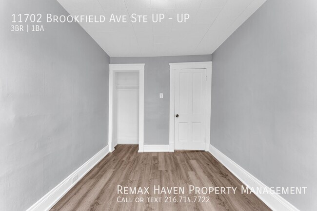 Building Photo - 11702 Brookfield Ave