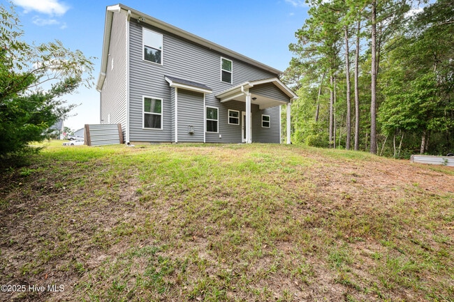 Building Photo - 135 Permeta Dr