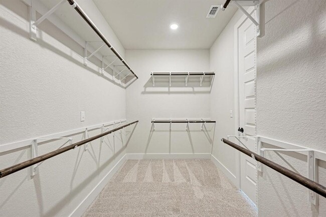 Building Photo - 8417 Thompson Teal Trl