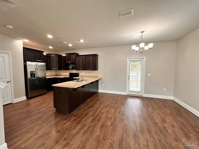 Building Photo - 8600 Bucklebury Dr