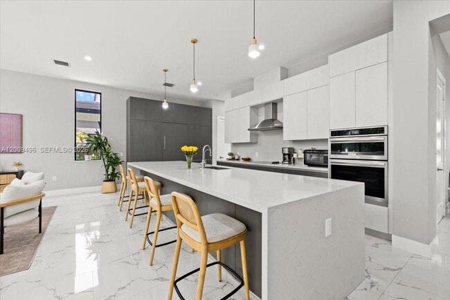 Building Photo - 12120 Rhino Oaks Dr