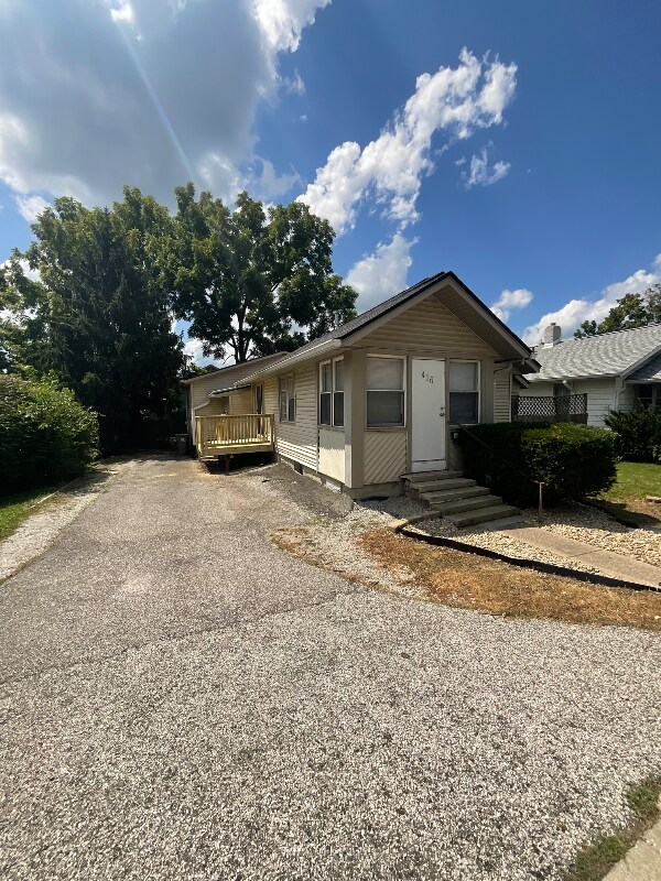 Building Photo - 416 E Hillside Dr