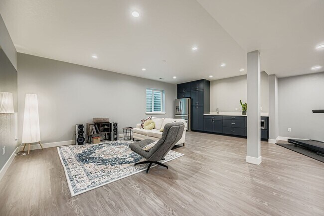 Building Photo - Gorgeous contemporary home in Morgan Hill,...