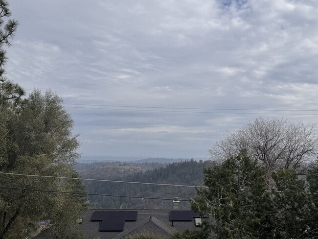 Building Photo - 17554 Patricia Way