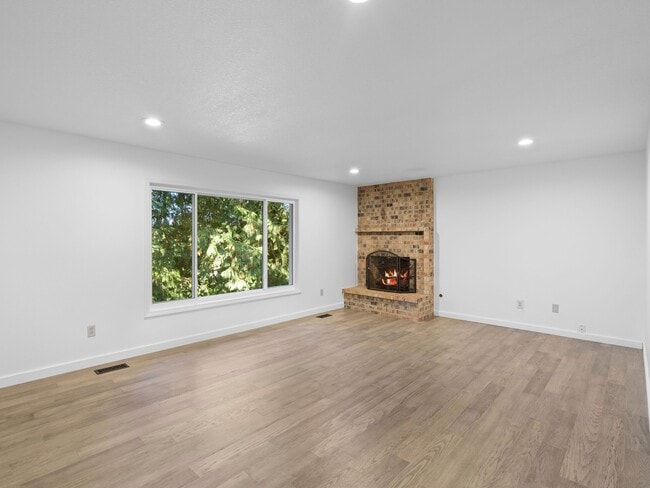 Building Photo - 1107 Meadowview Ct