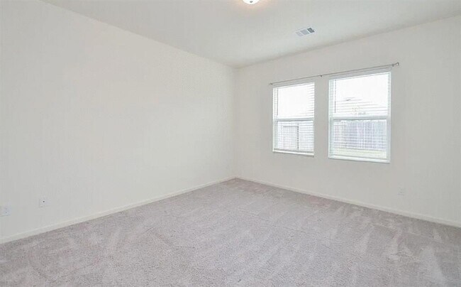 Building Photo - 1000 Lacebark Ln