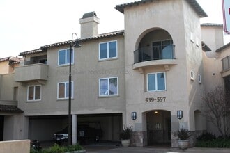 Building Photo - 553 Laguna Dr
