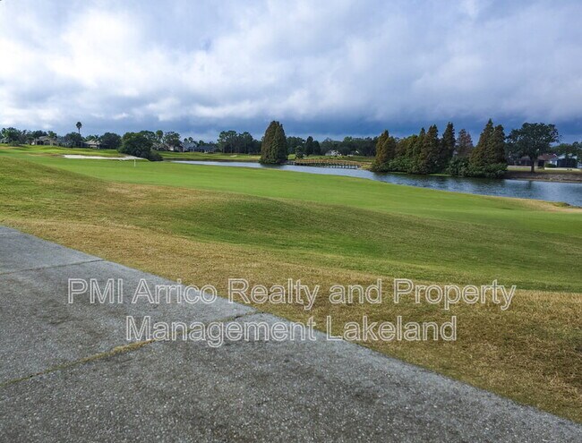 Building Photo - 6955 Lake Eaglebrooke Dr