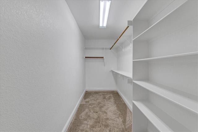 Building Photo - 3300 Fountain Way