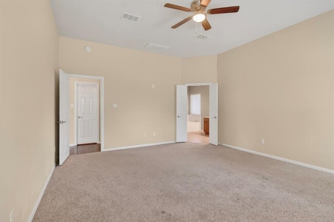 Building Photo - 4489 Western Lake Dr