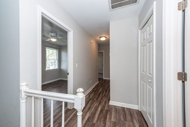 Building Photo - 4 Bedroom, 2.5 Bathroom Home in Tall Pines...