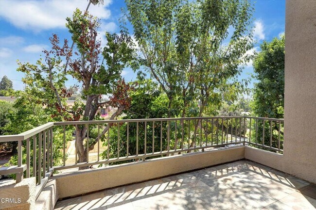 Building Photo - 1310 E Orange Grove Blvd
