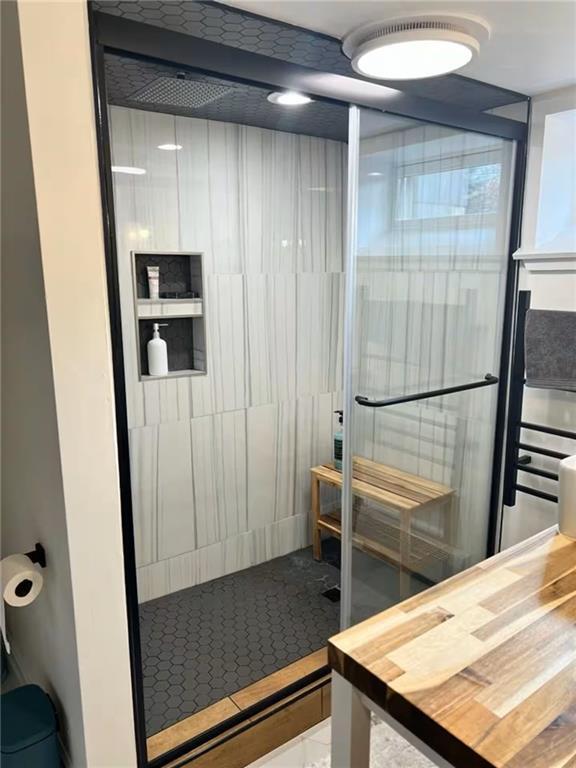 Building Photo - 207 Main Ave