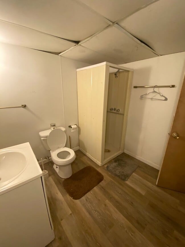 Building Photo - 111 Harwood St