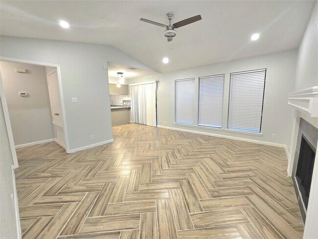 Building Photo - 1417 Hyridge Cir
