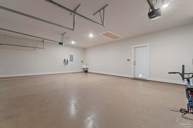 Building Photo - 5065 Wheeler Way