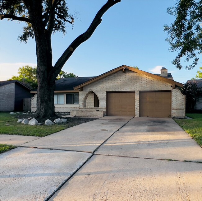 Primary Photo - 9614 Ravensworth Dr