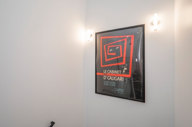 Building Photo - 4432 Lancaster Ave