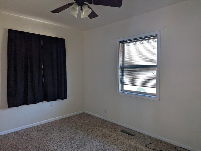 Building Photo - 22659 Old Hwy 169