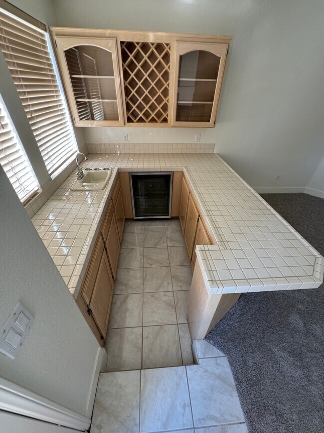 Building Photo - 22747 Pebblestone Dr