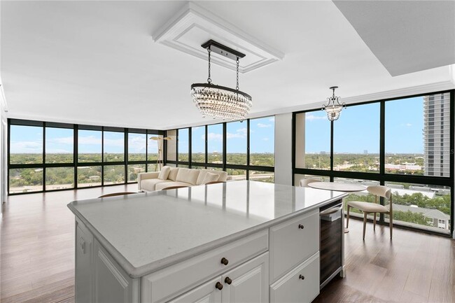 Building Photo - 3301 Bayshore Blvd