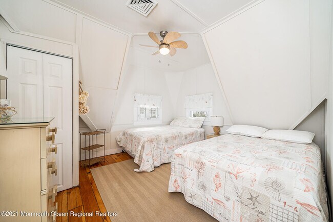 Building Photo - 13 Atlantic Ave