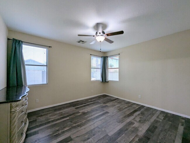 Building Photo - 16635 N 169th Ave
