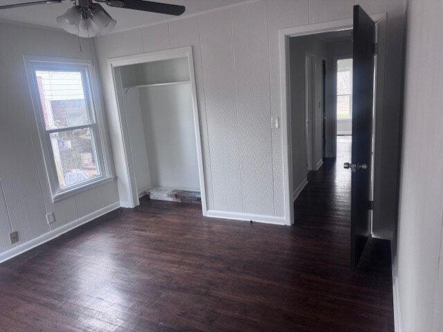 Building Photo - 2025 Cedar St