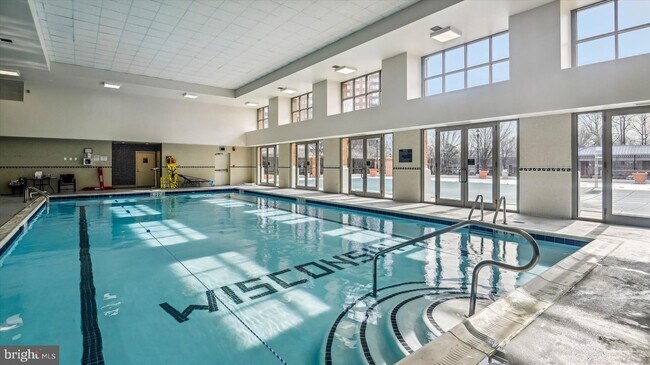 Building Photo - 5809 Nicholson Ln