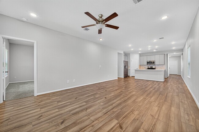 Building Photo - 8304 Bristlecone Pne Wy
