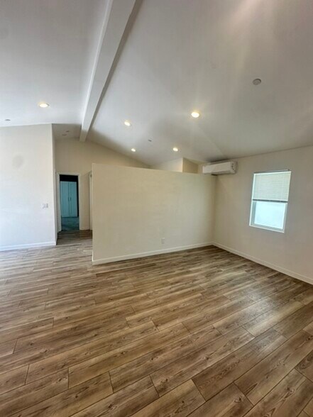 Building Photo - 26501 Naccome Dr
