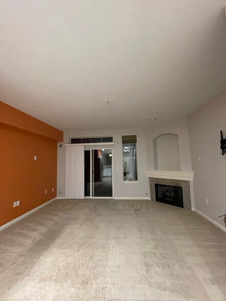 Building Photo - 9205 122nd Ct NE